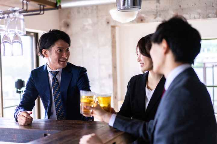 飲み会の先輩と後輩